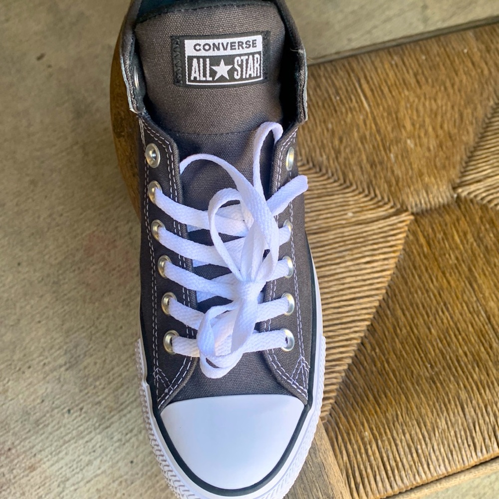 Grey and black Converse SIZE 8